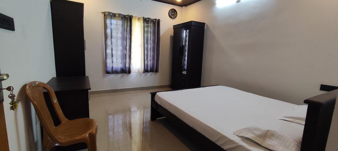 Soly'S Villa Homestay Munnar Buitenkant foto